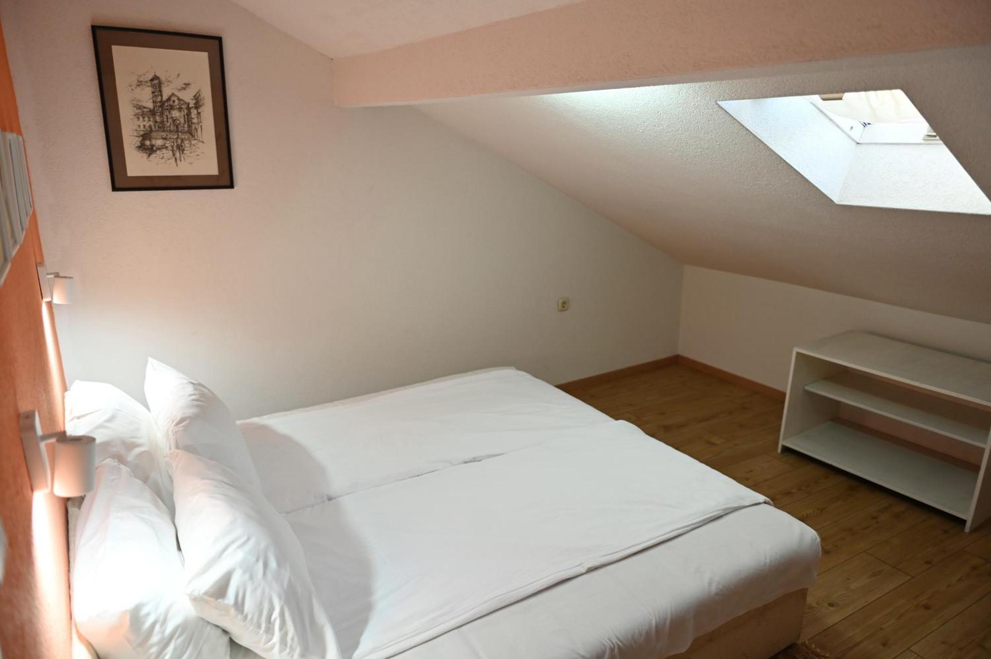 אוהריד Eke Irin Apartments מראה חיצוני תמונה